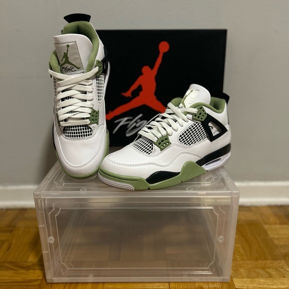 Brand - Jordan 4 Retro Colorway - Seafoam Size -9.5W (8M) - Picture 3 of 4